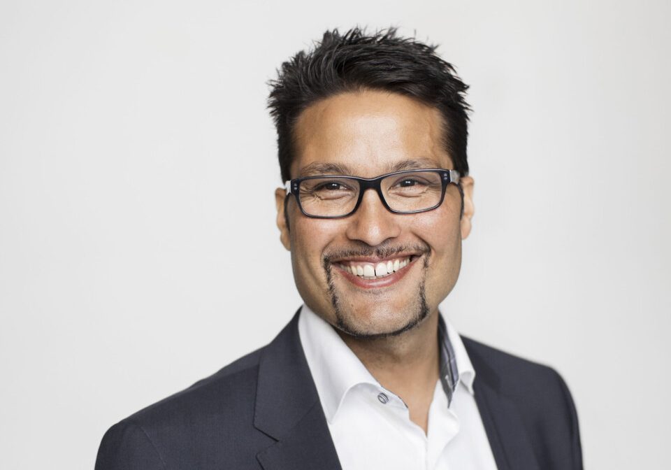 Daniel Siraj portrett
